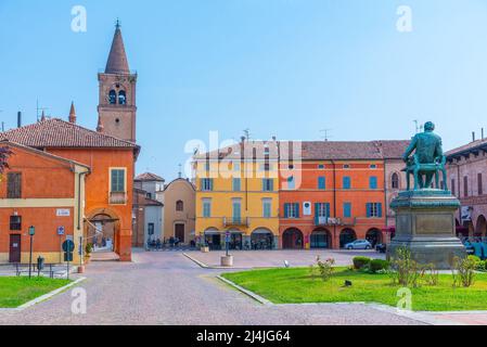 Piazza Giuseppe Verdi in der italienischen Stadt Busseto. Stockfoto