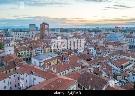 Sonnenaufgang über dem Palazzo della Ragione in der italienischen Stadt Padua. Stockfoto