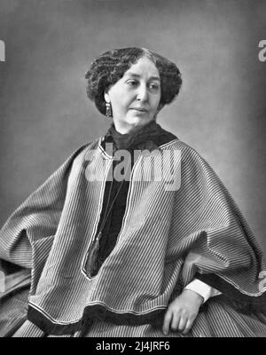 Ein Porträt des französischen Autors George Sand (richtiger Name Amantine Lucile Aurore Dupin) von Nadar, 1864 Stockfoto