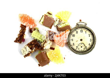 Stück Schokolade jelly gehackt Bonbons vintage, Ansicht von oben. Stockfoto