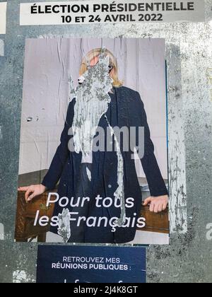 Paris, Frankreich, Französische Wahlwerbung Plakate an der Wand, Marine Le Pen, Präsidentschaftskandidatin, Extreme Right Stockfoto