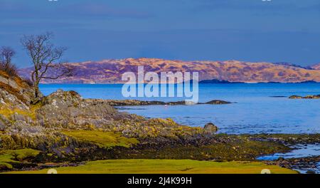 Blick von der Bucht von Glenuig aus, dem schottischen Hochland Stockfoto