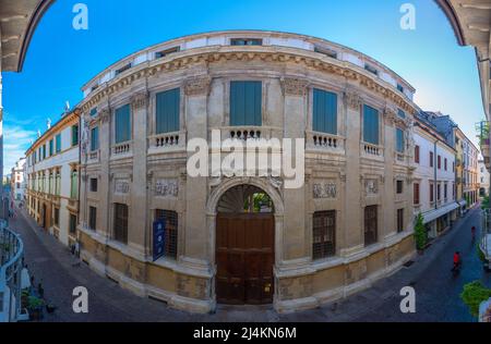 Vicenza, Italien, 29. August 2021: Palazzo Valmarana Braga in der italienischen Stadt Vicenza Stockfoto