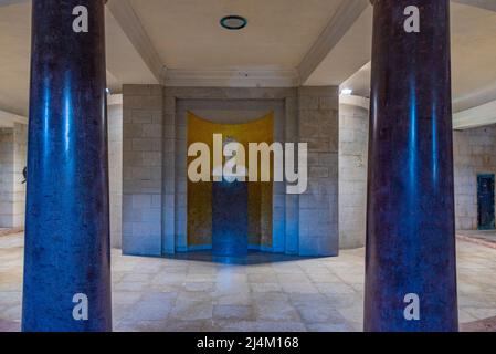 Trient, Italien, 28. August 2021: Mausoleum von Cesare Battisti in Trient, Italien. Stockfoto