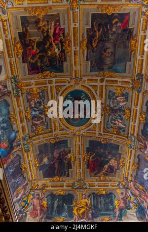 Modena, Italien, 23. September 2021: Kammer im Palazzo Comunale in der italienischen Stadt Modena. Stockfoto