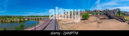 Merida, Spanien, 20. Mai 2021: Festung Alcazaba in der spanischen Stadt Merida Stockfoto