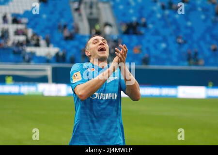 Sankt Petersburg, Russland. 16. April 2022. Artem Dzyuba (Nr. 22) von Zenit reagiert während des Fußballspiels der russischen Premier League zwischen Zenit Sankt Petersburg und Ural Jekaterinburg in der Gazprom Arena. Endnote; Zenit 3:1 Ural. Kredit: SOPA Images Limited/Alamy Live Nachrichten Stockfoto