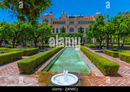 Garten von Pedro Luis Alonso vor dem Rathaus von Malaga, Spanien Stockfoto