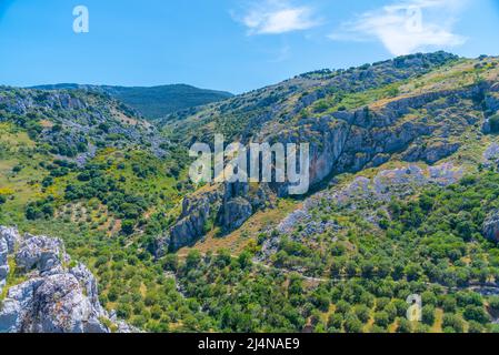 Felsenlandschaft des Naturparks Sierras Subbeticas in Spanien Stockfoto