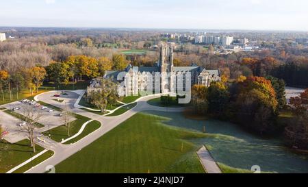 London Ontario Kanada, November 2022.St. Peter's Seminary, 1040 Waterloo Aerial Vorderansicht. Luke Durda/Alamy Stockfoto