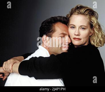 CYBILL SHEPHERD und BRUCE WILLIS bei MONDLICHT (1985). Kredit: ABC / Album Stockfoto