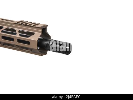 Moderne automatische Coyote Farbe Gewehr. Waffen für Polizei, Spezialeinheiten und Armee. Automatischer Karabiner. Sturmgewehr isoliert auf weißem Hintergrund. Stockfoto