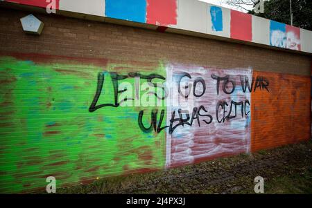 Hampden Park, Gasgow, Großbritannien. 17. April 2022. Scottish Cup Halbfinale, Celtic versus Rangers: Graffiti erschien in Glasgow vor dem Halbfinale Credit: Action Plus Sports/Alamy Live News Stockfoto