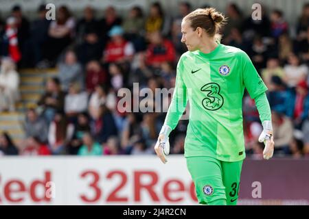 London, Großbritannien. 17. April 2022. Torhüterin Ann-Katrin Berger (30 Chelsea) beim Halbfinale des Vitality Womens FA Cup zwischen Arsenal und Chelsea im Meadow Park in London, England. Liam Asman/SPP Credit: SPP Sport Press Photo. /Alamy Live News Stockfoto