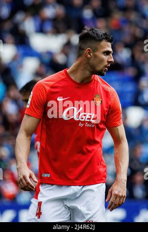 BARCELONA - MAR 20: Martin Valjent in Aktion beim La Liga Spiel zwischen RCD Espanyol und RCD Mallorca am 20. März 2022 im RCDE Stadion in Barce Stockfoto