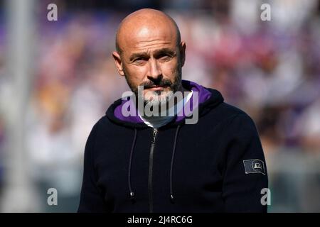 Vincenzo Italiano Trainer von ACF Fiorentina schaut während der Serie A 2021/2022 Fußballspiel zwischen ACF Fiorentina und FC Venezia bei Artemio Franch Stockfoto