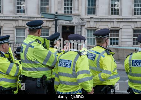 XR verpflichtet sich, in London vier Brücken zu übernehmen, darunter Westminster, Lambeth, Waterloo & Blackfriars Bridge und die Front der Tate Modern Stockfoto