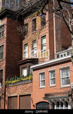 Wohnviertel, East 19. Street, NYC, USA, 2022 Stockfoto