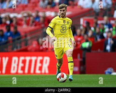 London, Großbritannien. 16. April 2022. Timo Werner (Chelsea) beim Halbfinale des FA Cup zwischen Chelsea und Crystal Palace im Wembley Stadium am 17. 2022. April in London, England. (Foto: Garry Bowden/phcimages.com) Kredit: PHC Images/Alamy Live News Stockfoto