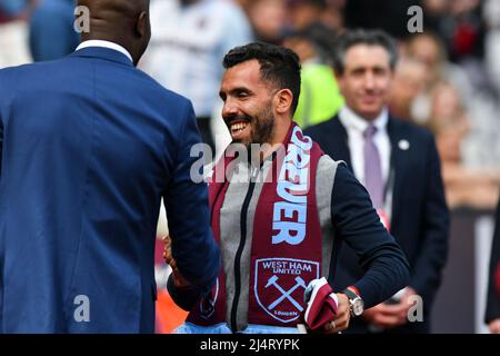 LONDON, GROSSBRITANNIEN. APR 17. Carlos Tevez vor dem Premier League-Spiel zwischen West Ham United und Burnley im London Stadium, Stratford am Sonntag, 17.. April 2022. (Kredit: Ivan Yordanov | MI Nachrichten) Kredit: MI Nachrichten & Sport /Alamy Live Nachrichten Stockfoto