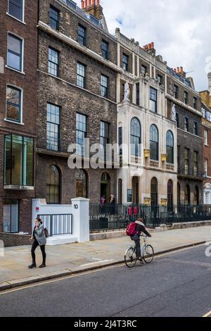 Sir John Soane's Museum in 14 Lincoln's Inn Fields, Central London. Museum im ehemaligen Wohnhaus des neoklassizistischen Architekten John Soane. Gegründet 1837. Stockfoto