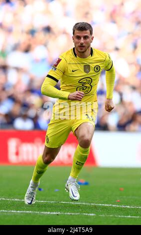 London, Großbritannien. London, Großbritannien. 17.. April 2022, Wembley Stadium, London England: FA Cup Halbfinale, Chelsea gegen Crystal Palace; Mason Mount of Chelsea Kredit: Action Plus Sports Images/Alamy Live News Stockfoto