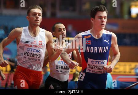 Jakob INGEBRIGTSEN aus Norwegen , Ismael DEBJANI aus Belgien und Michał ROZMYS aus Pologne heizen 1500 M Männer während der Leichtathletik-Hallenweltmeisterschaften 2022 am 19. März 2022 in der stark Arena in Belgrad, Serbien - Foto Laurent Lairys / DPPI Stockfoto