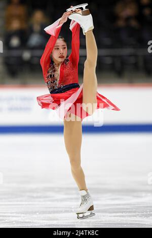 Rion SUMIYOSHI (JPN), während des Freilaufens der Frauen, bei den ISU-Junioren-Eiskunstlauf-Weltmeisterschaften 2022, in der Tondiraba Ice Hall, am 17. April 2022 in Tallinn, Estland. Quelle: Raniero Corbelletti/AFLO/Alamy Live News Stockfoto