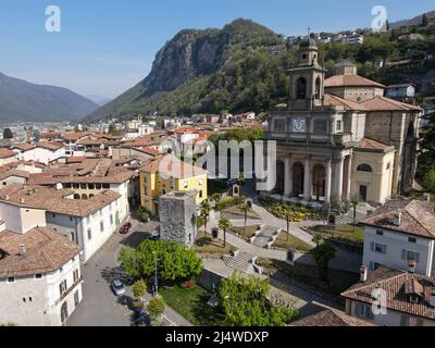 Drohnenansicht bei Mendrisio in der Schweiz Stockfoto