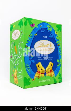 Lindt Gold Bunny Easter Egg Milchschokolade Stockfoto