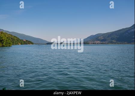 Der lac du Bourget, Frankreichs größter See, von der Abtei Hautecombe aus gesehen Stockfoto