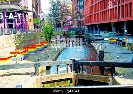 Rochdale Canal und Canal Street, Manchester, England Stockfoto