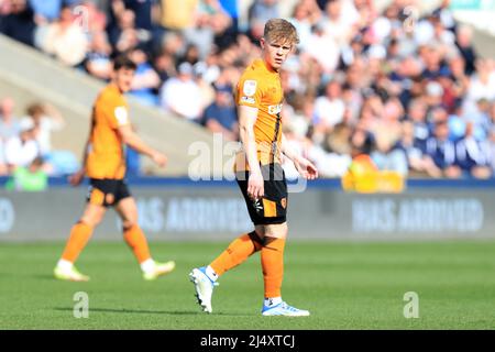 London, Großbritannien. 18. April 2022. Keane Lewis-Potter #11 von Hull City während des Spiels gesehen. In London, Vereinigtes Königreich am 4/18/2022. (Foto von Carlton Myrie/News Images/Sipa USA) Quelle: SIPA USA/Alamy Live News Stockfoto