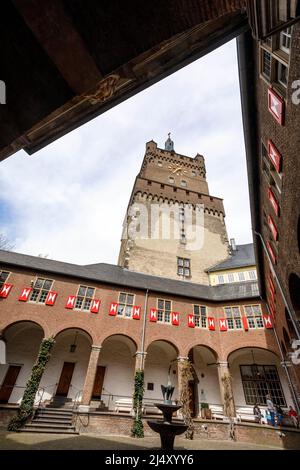 Schwanenburg mit Schwanenturm, dem Wahrzeichen der Stadt Kleve Stockfoto