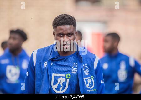 Nottingham, Großbritannien. 18. April 2022. Brice Samba #30 aus Nottingham Forest erreicht am 4/18/2022 den Stadtplatz in Nottingham, Großbritannien. (Foto von Ritchie Sumpter/News Images/Sipa USA) Quelle: SIPA USA/Alamy Live News Stockfoto