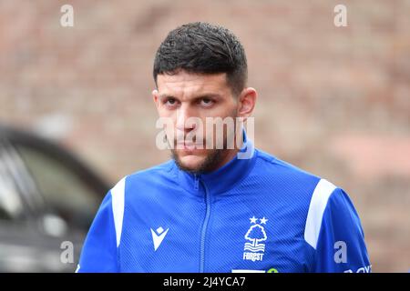 NOTTINGHAM, GROSSBRITANNIEN. APR 18. Tobias Figueiredo aus Nottingham Forest während des Sky Bet Championship-Spiels zwischen Nottingham Forest und West Bromwich Albion am Montag, den 18.. April 2022, auf dem City Ground in Nottingham. (Kredit: Jon Hobley | MI News) Kredit: MI Nachrichten & Sport /Alamy Live News Stockfoto