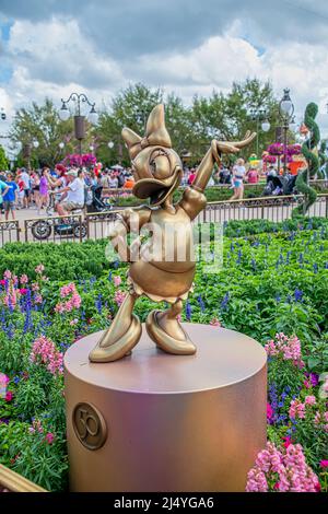 Daisy Duck Gold Statue 50. Anniversary Disney Magic Kingdom Stockfoto