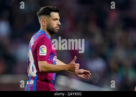Jordi Alba vom FC Barcelona während des La Liga-Spiels zwischen dem FC Barcelona und Cadiz CF spielte am 18. April 2022 im Camp Nou Stadium in Barcelona, Spanien. (Foto von Sergio Ruiz / PRESSINPHOTO) Stockfoto