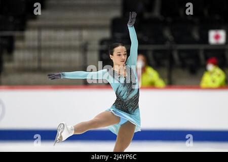 Noelle STREULI (POL), während des Freilaufens der Frauen, bei den ISU-Junioren-Eiskunstlauf-Weltmeisterschaften 2022, in der Tondiraba Ice Hall, am 17. April 2022 in Tallinn, Estland. Quelle: Raniero Corbelletti/AFLO/Alamy Live News Stockfoto