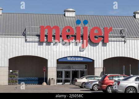 Richmond - Ca. April 2022: Meijer Retail Location. Meijer ist ein großer Supercenter-Einzelhändler mit über 200 Standorten. Stockfoto