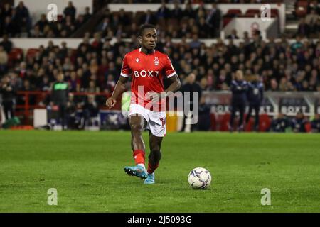 Nottingham, Großbritannien. 18. April 2022. Richie Laryea während des Spiels der EFL Sky Bet Championship zwischen Nottingham Forest und West Bromwich Albion am City Ground, Nottingham, England, am 18. April 2022. Foto von Simon Hall. Nur zur redaktionellen Verwendung, Lizenz für kommerzielle Nutzung erforderlich. Keine Verwendung bei Wetten, Spielen oder Veröffentlichungen einzelner Clubs/Vereine/Spieler. Kredit: UK Sports Pics Ltd/Alamy Live Nachrichten Stockfoto