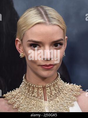 Anya Taylor-Joy bei der Premiere von „The Northman“ in L.A. im TCL Chinese Theatre in Hollywood, CA © OConnor / AFF-USA.com Stockfoto