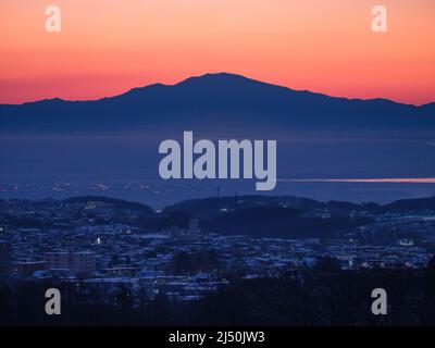 Drift Ice und Abashiri City am frühen Morgen, Hokkaido, Japan Stockfoto