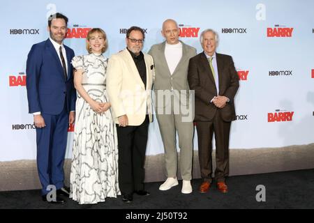 LOS ANGELES - APR 18: Bill Hader, Sarah Goldberg, Stephen Root, Anthony Carrigan, Henry Winkler bei der HBO-Premiere in der Barry-Saison 3 bei Rolling Green am 18. April 2022 in Los Angeles, CA Stockfoto