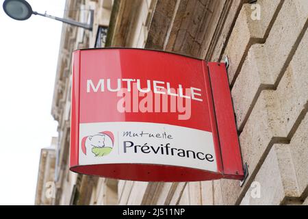 Bordeaux , Aquitaine Frankreich - 03 12 2022 : Mutuelle previfrance Zeichen Marke und Text Logo der französischen Gruppe gegenseitige Agentur Stockfoto