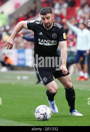 Bristol, England, 18.. April 2022. Enda Stevens von Sheffield Utd beim Sky Bet Championship-Spiel am Ashton Gate, Bristol. Bildnachweis sollte lauten: Darren Staples / Sportimage Stockfoto