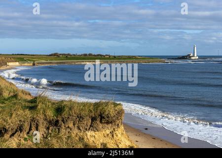 St. Mary's Lighthouse in Whitley Bay, North Tyneside, Großbritannien. Der Leuchtturm ist ein denkmalgeschütztes Gebäude der Klasse II Stockfoto