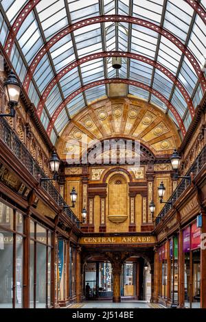 Central Arcade, eine edwardianische (1906) Einkaufspassage in Newcastle upon Tyne, Tyne and Wear. Sie befindet sich im Gebäude der Central Exchange. Stockfoto