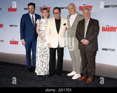 18. April 2022 - Los Angeles, Kalifornien - (L-R) Bill Hader, Sarah Goldberg, Stephen Root, Anthony Carrigan und Henry Winkler . Premiere von „Barry“ in der Saison 3 von HBO. (Bild: © Billy Bennight/AdMedia über ZUMA Press Wire) Stockfoto