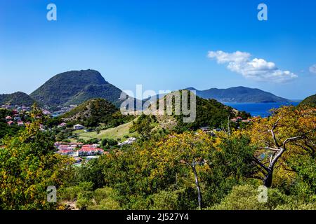 Blick vom Wanderweg Morne Morel, Terre-de-Haut, Iles des Saintes, Les Saintes, Guadeloupe, Kleinere Antillen, Karibik. Stockfoto